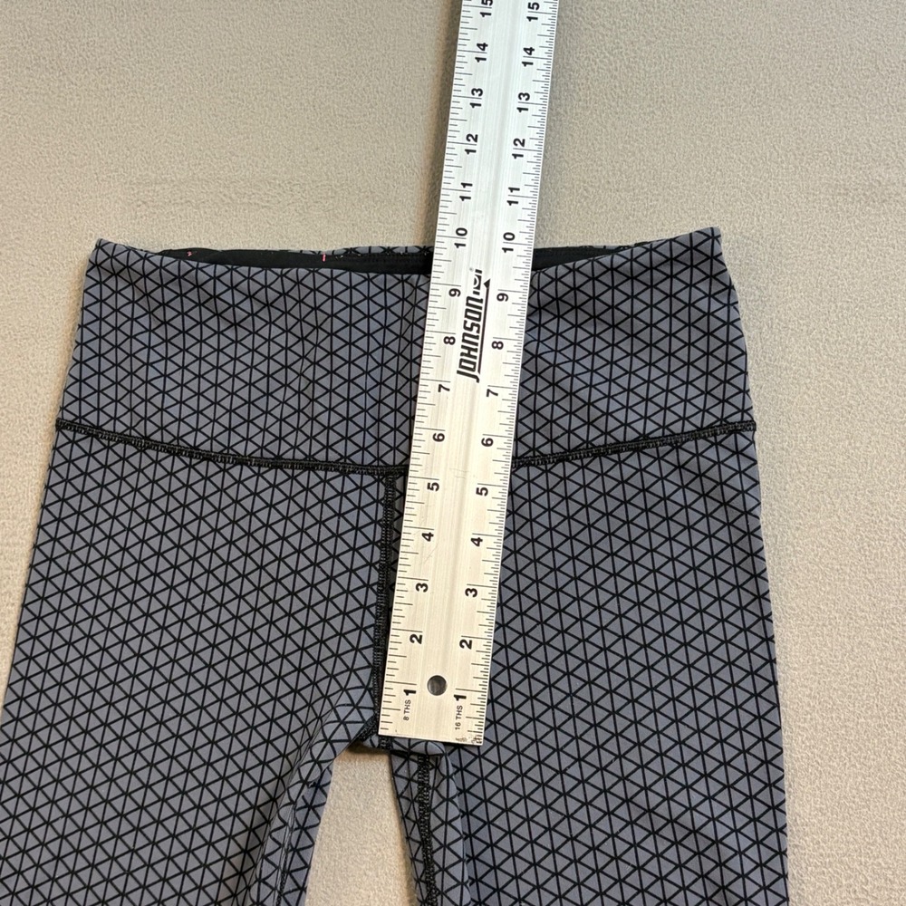 Victoria's Secret VSX Sport Leggings Women Small Gray Geometric Athletic Pants - Picture 11 of 12